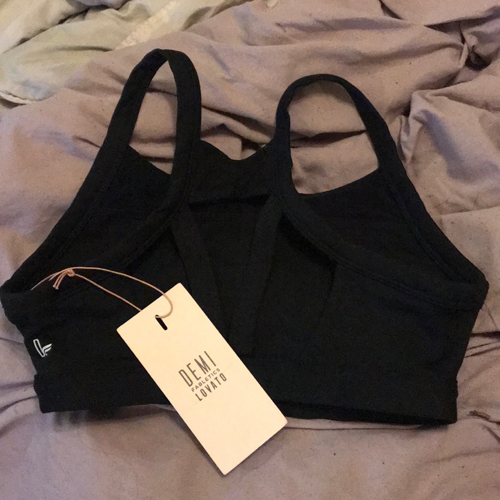 Fabletics Demi Lovato sports bra